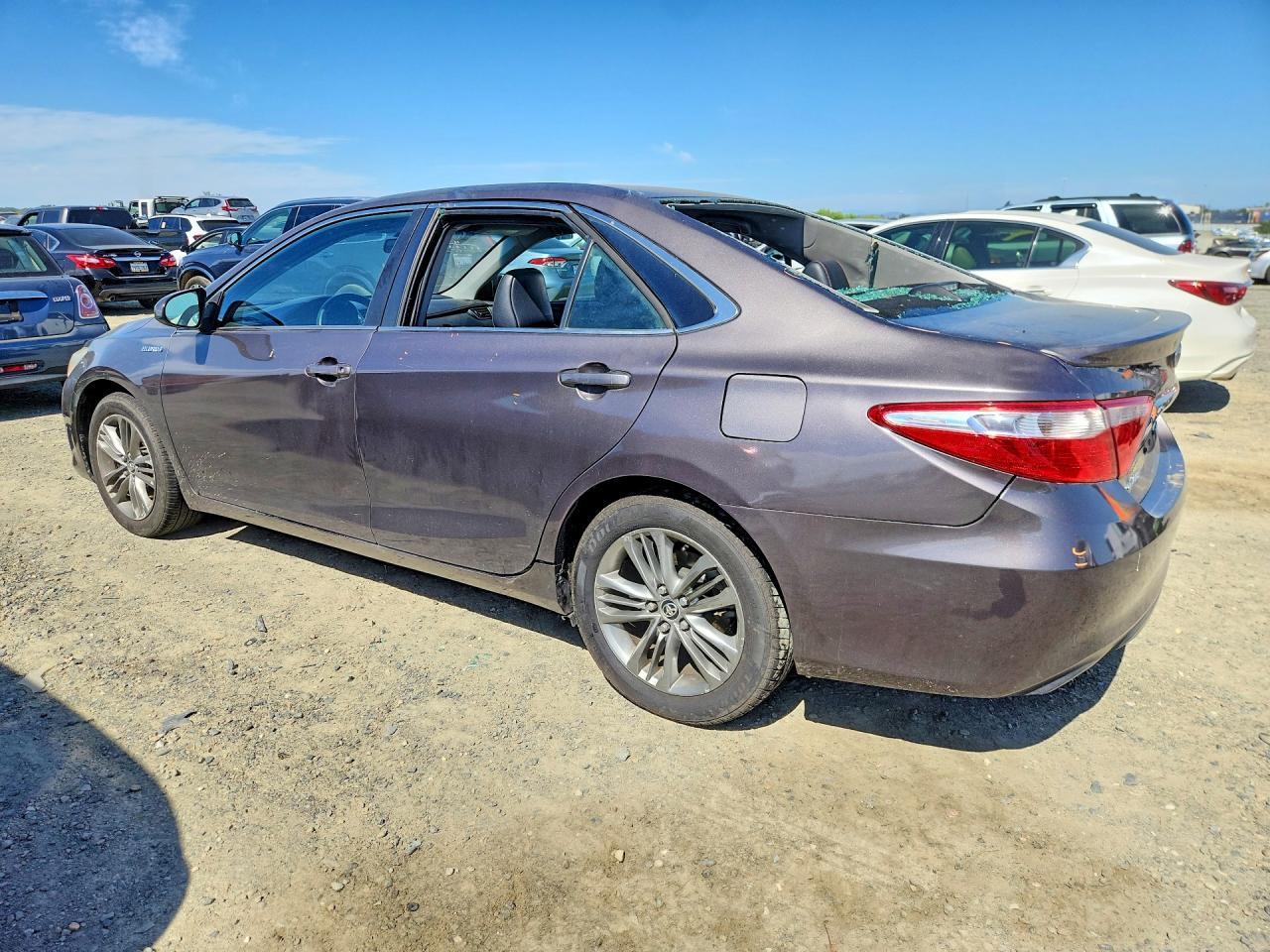 2015 Toyota Camry Hybrid Se - Фото 2