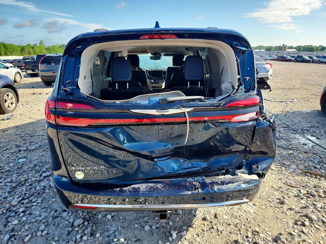 2022 Chrysler Pacifica Touring L - Фото 6