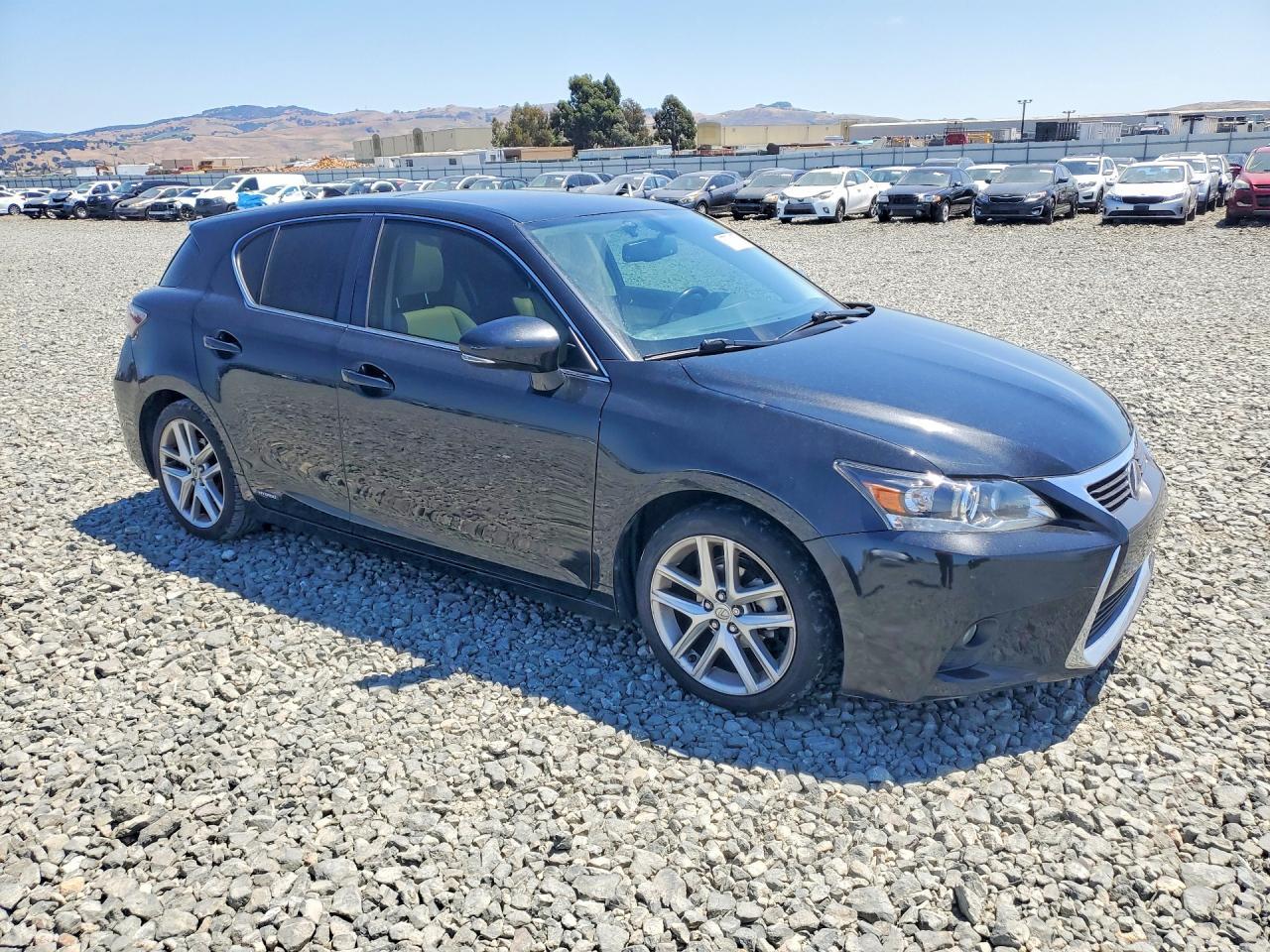 2017 Lexus Ct 200 - Image 4