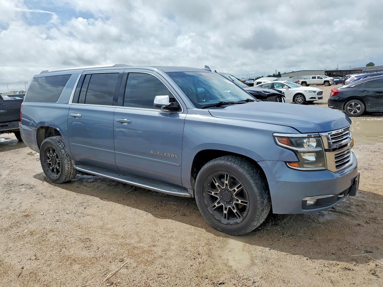 2016 Chevrolet Suburban K1500 Ltz - Фото 4