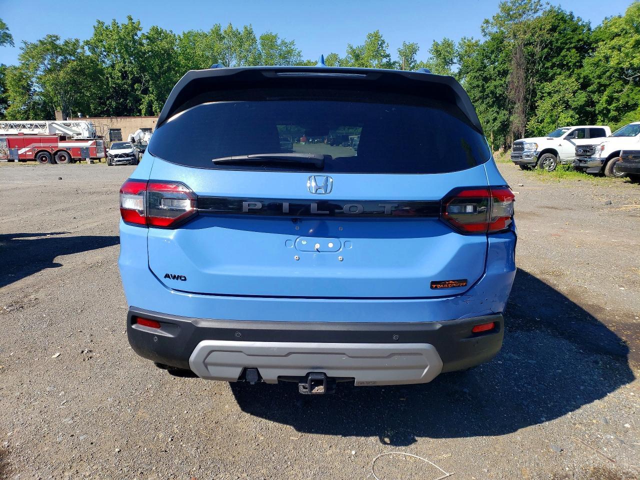 2025 Honda Pilot Trailsport - Image 6