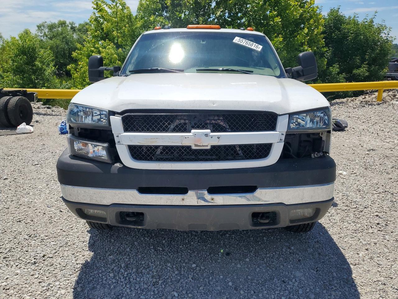 2004 Chevrolet Silverado K3500 - Image 5