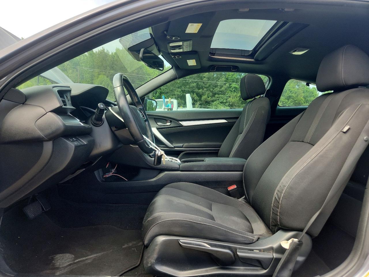 2019 Honda Civic Ex - Image 7