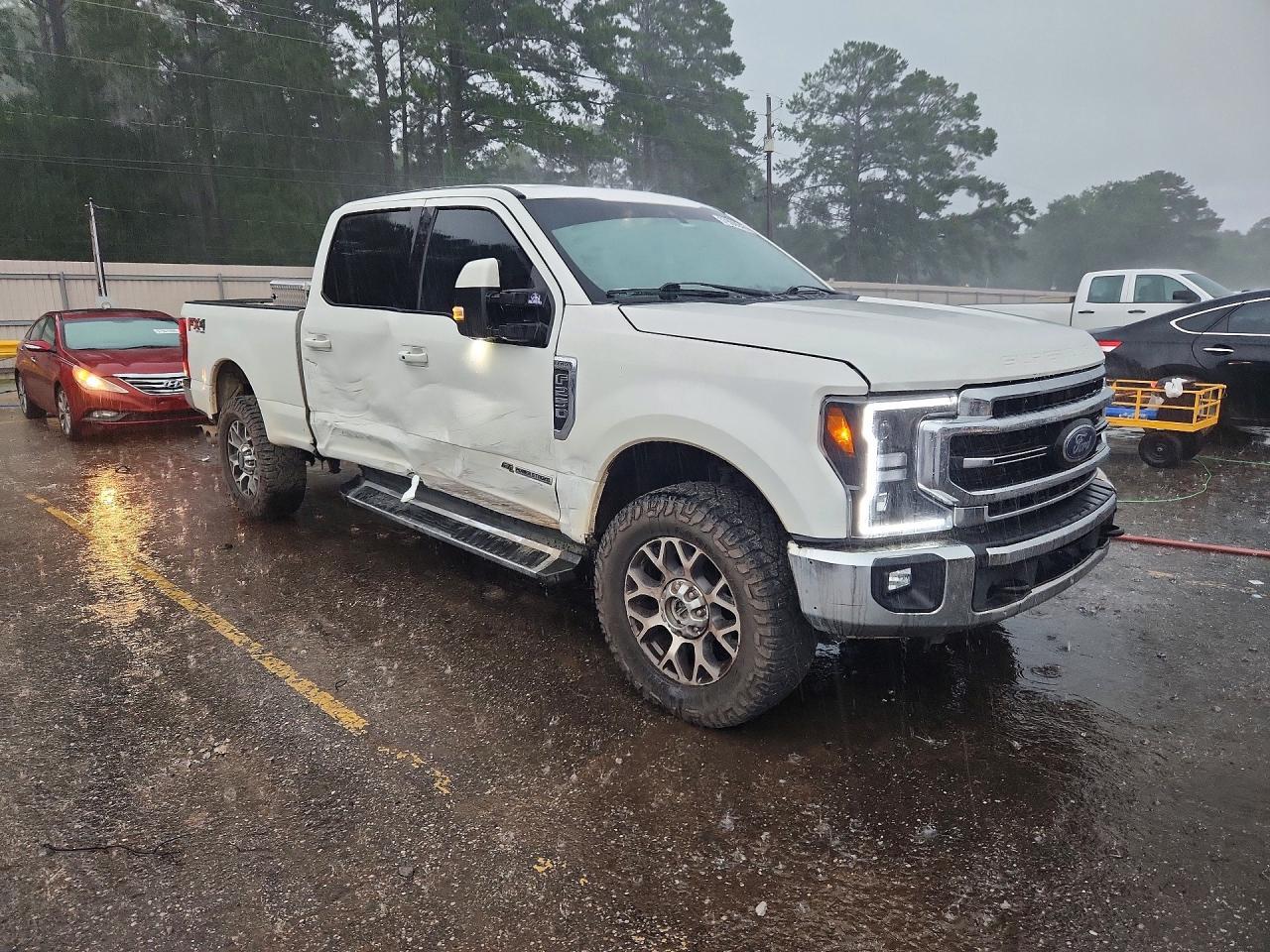 2021 Ford F250 Super Duty - Фото 4