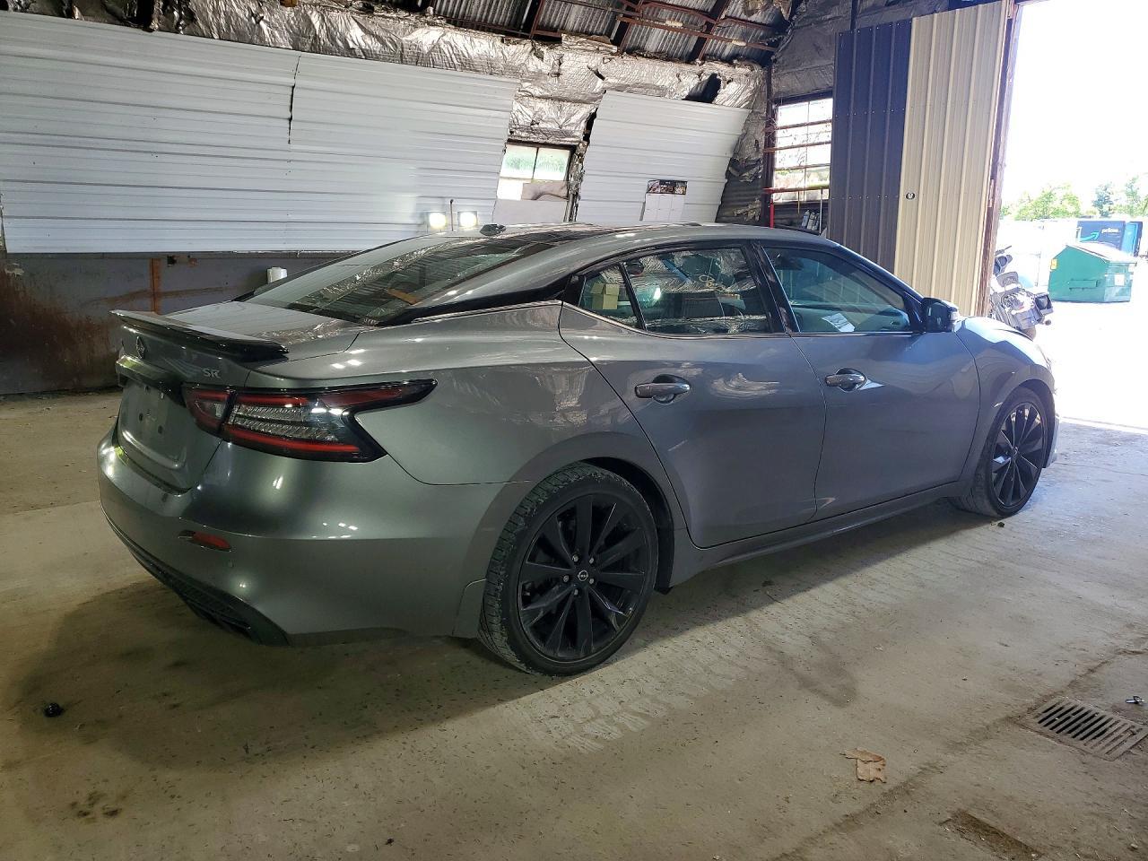 2023 Nissan Maxima Sr - Image 3