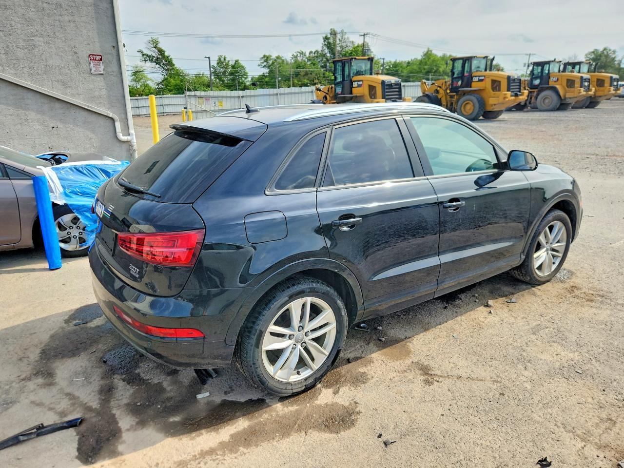 2017 Audi Q3 Premium - Фото 3