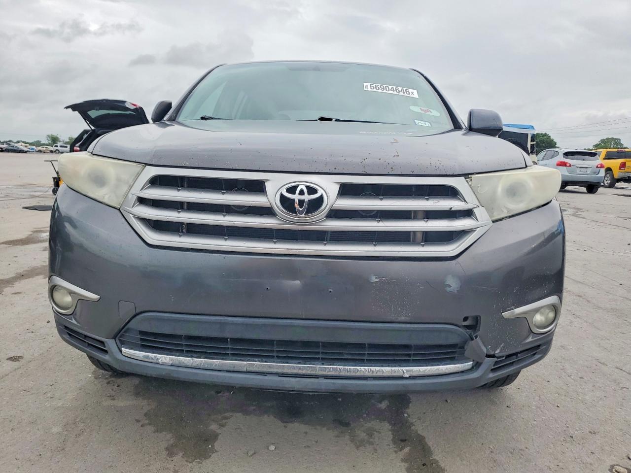 2011 Toyota Highlander Se - Image 5