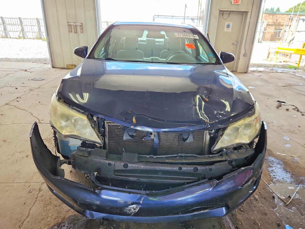 2014 Toyota Camry Le - Image 5