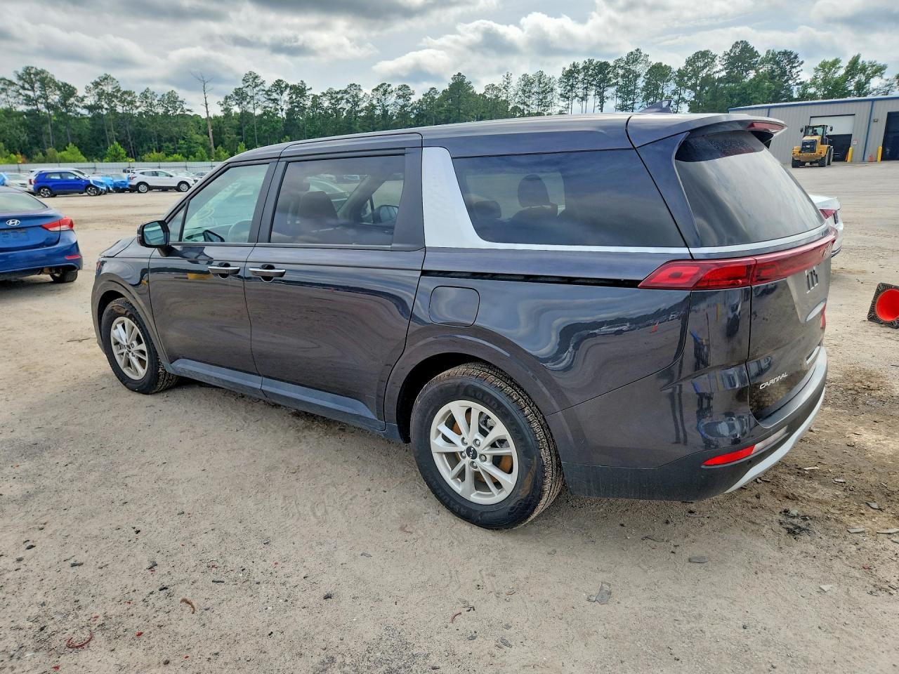 2024 Kia Carnival Mpv Lx Seat Package - Фото 2