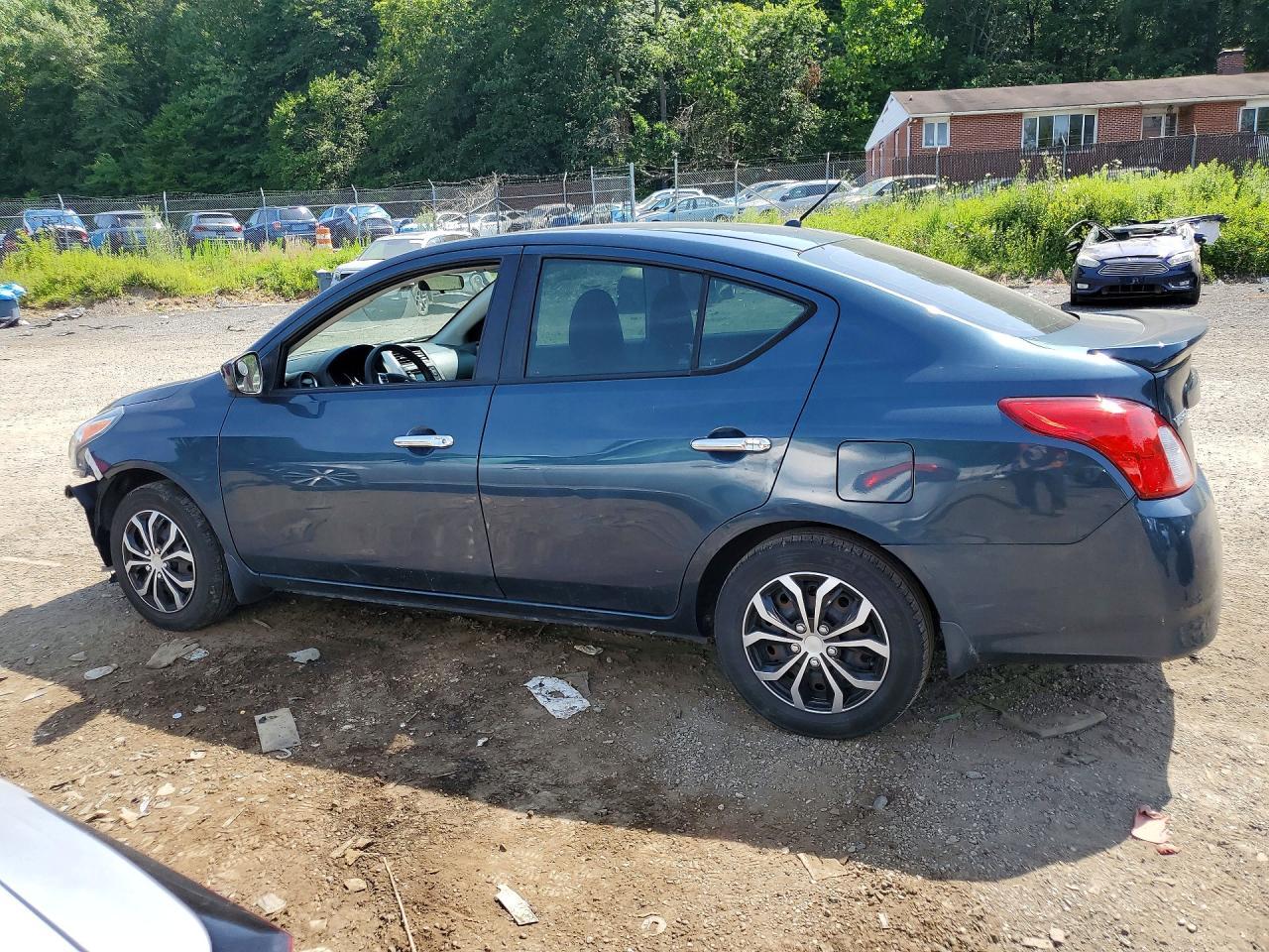 2017 Nissan Versa 1.6 Sv - Фото 2