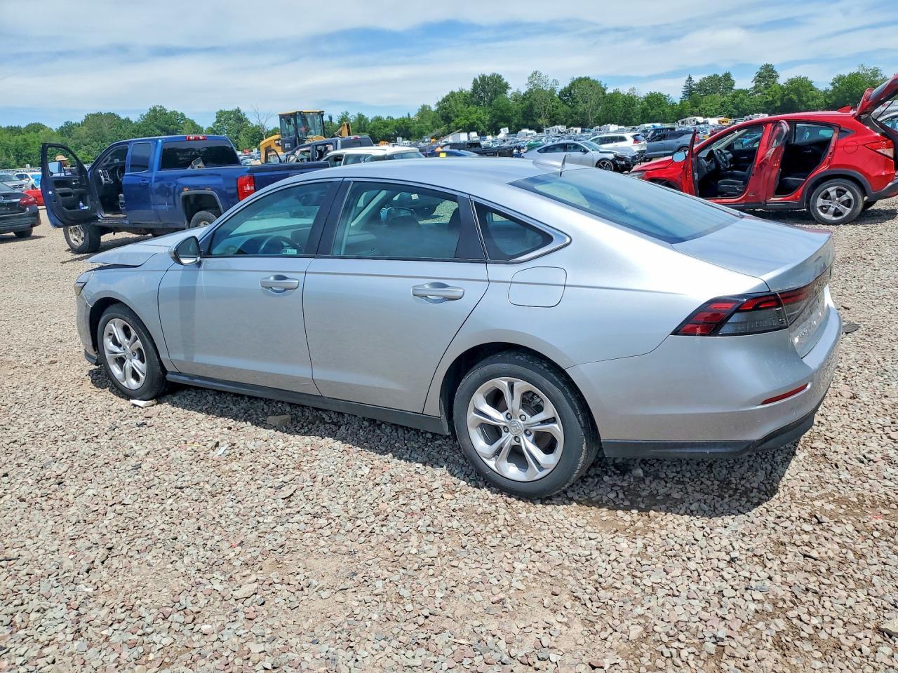 2025 Honda Accord Lx - Фото 2