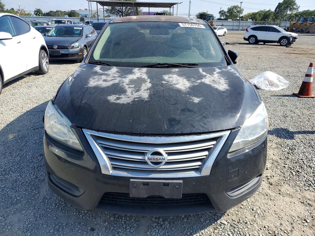 2015 Nissan Sentra S - Фото 5