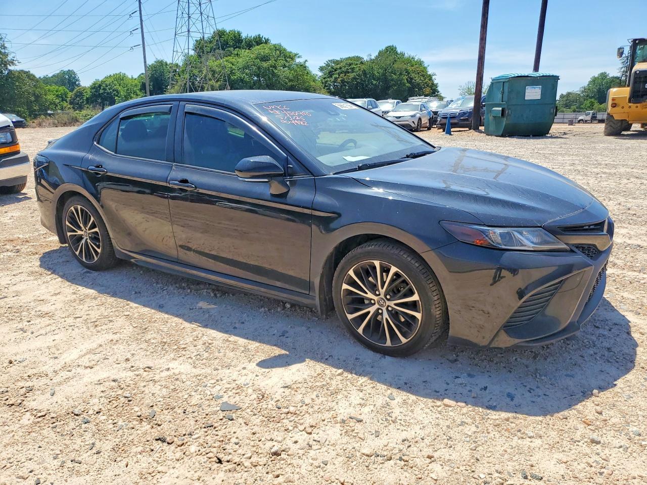 2018 Toyota Camry Se - Image 4