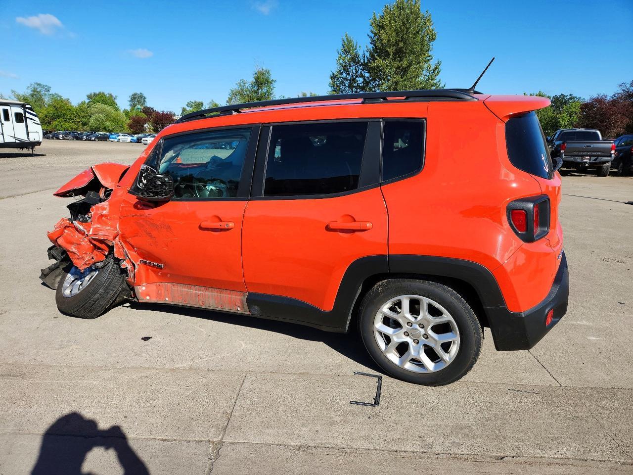 2017 Jeep Renagade - Фото 2