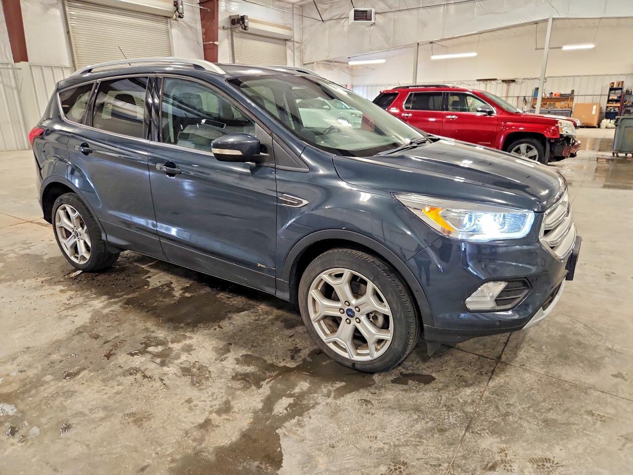 2019 Ford Escape Titanium - Фото 4