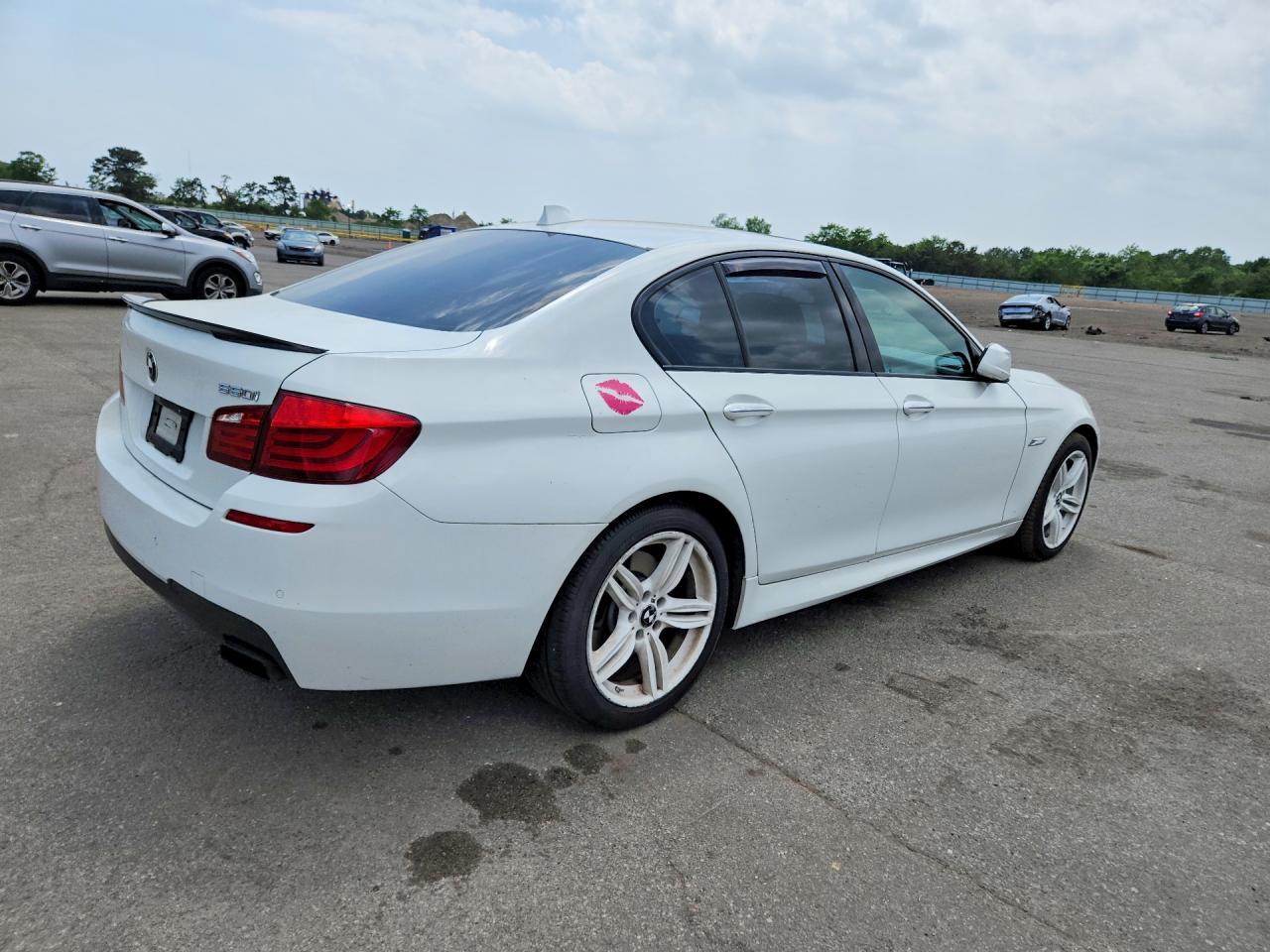 2011 BMW 550 Xi - Image 3