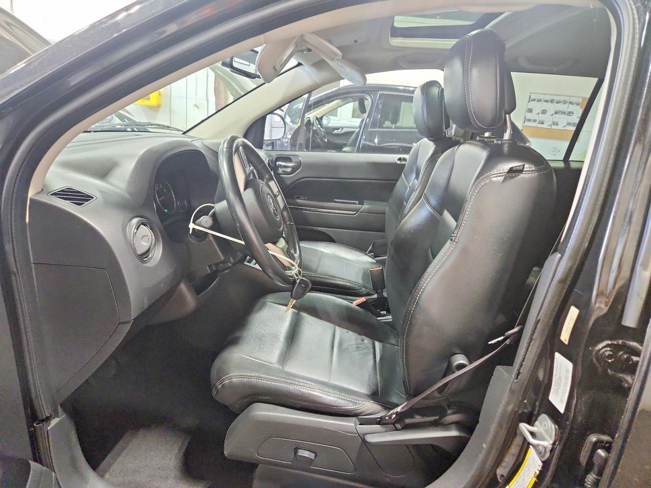 2011 Jeep Compass Limited - Image 7