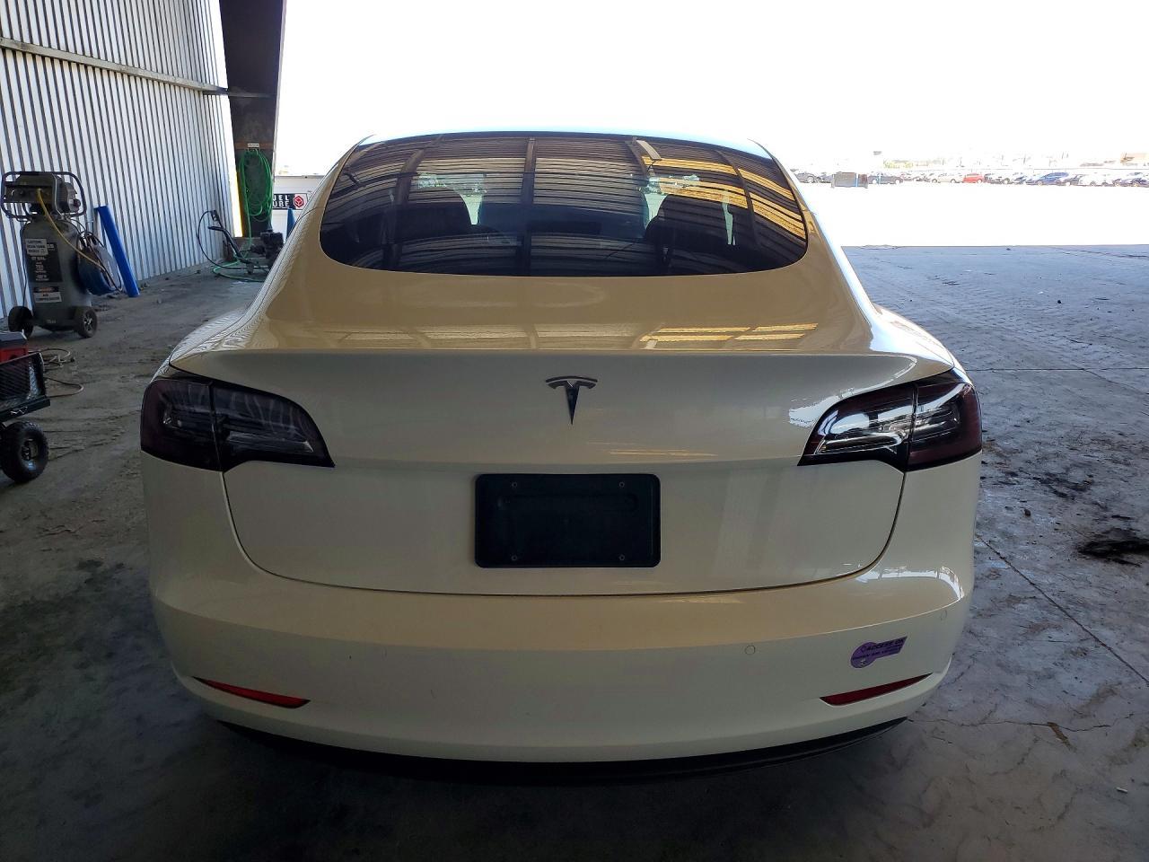 2019 Tesla Model 3 - Image 6
