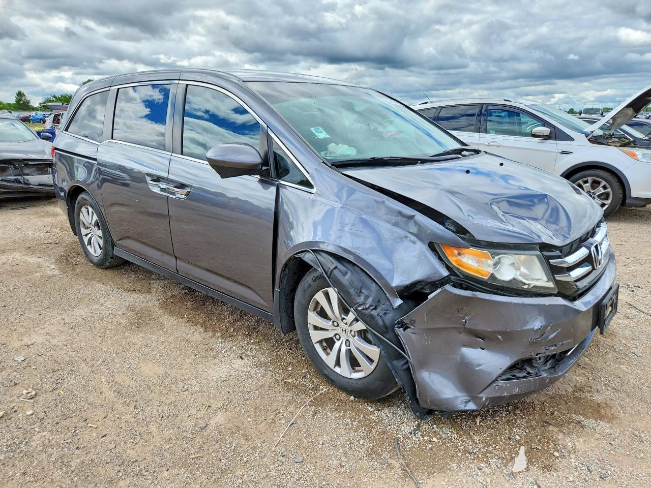 2016 Honda Odyssey Se - Фото 4