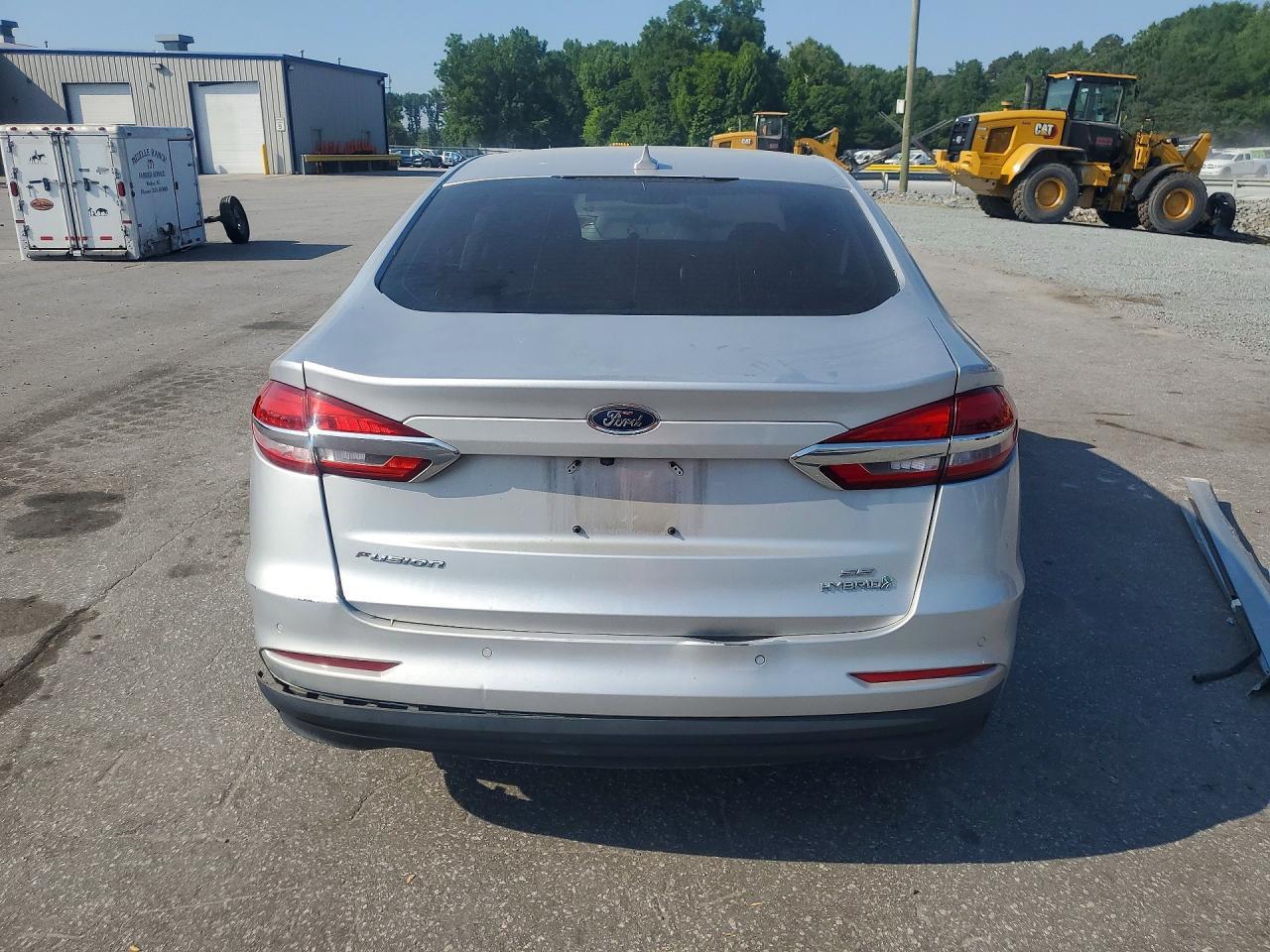 2019 Ford Fusion Se - Фото 6