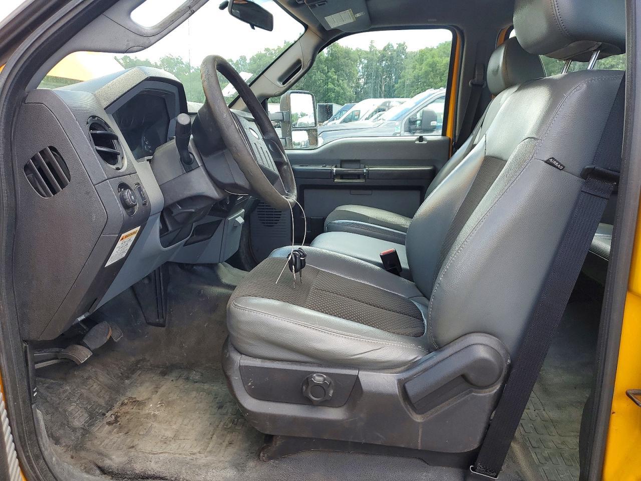 2015 Ford F550 Xl - Фото 7