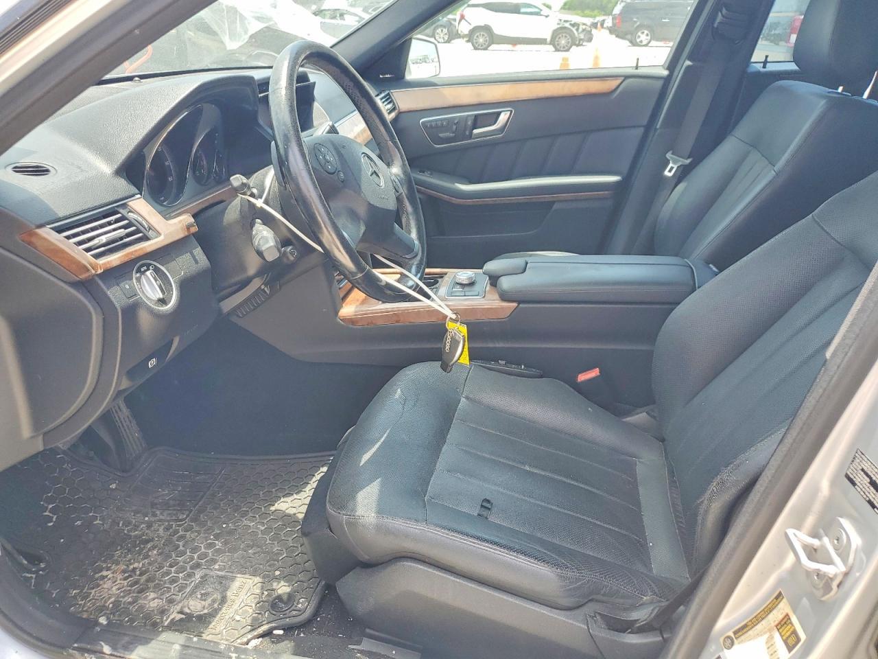 2012 Mercedes-Benz E 550 4Matic - Фото 7