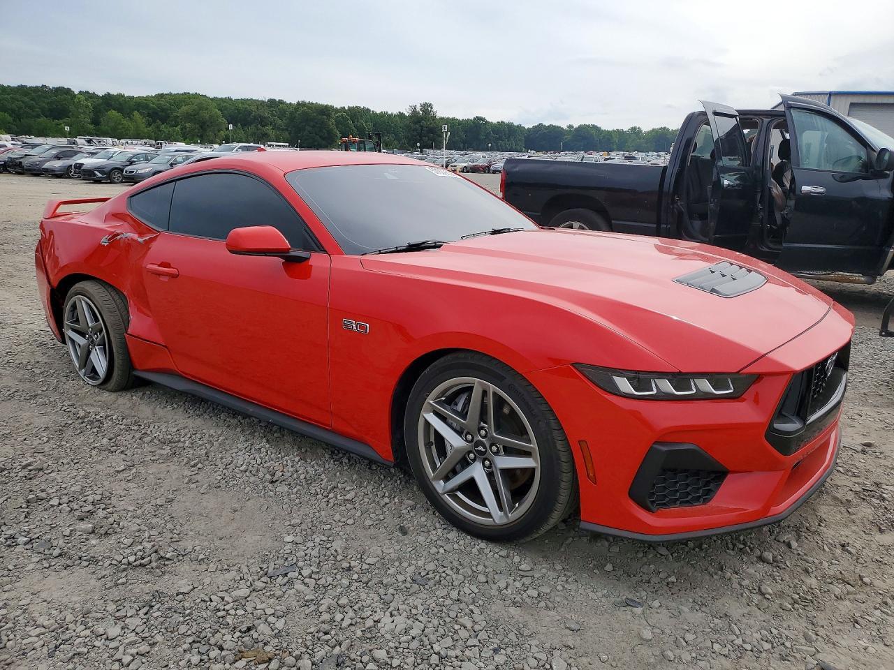 2024 Ford Mustang Gt - Image 4