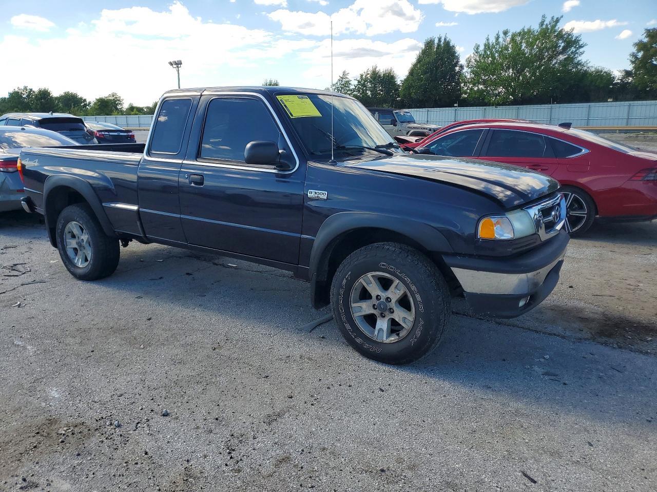 2001 Mazda B3000 Cab Plus - Image 4