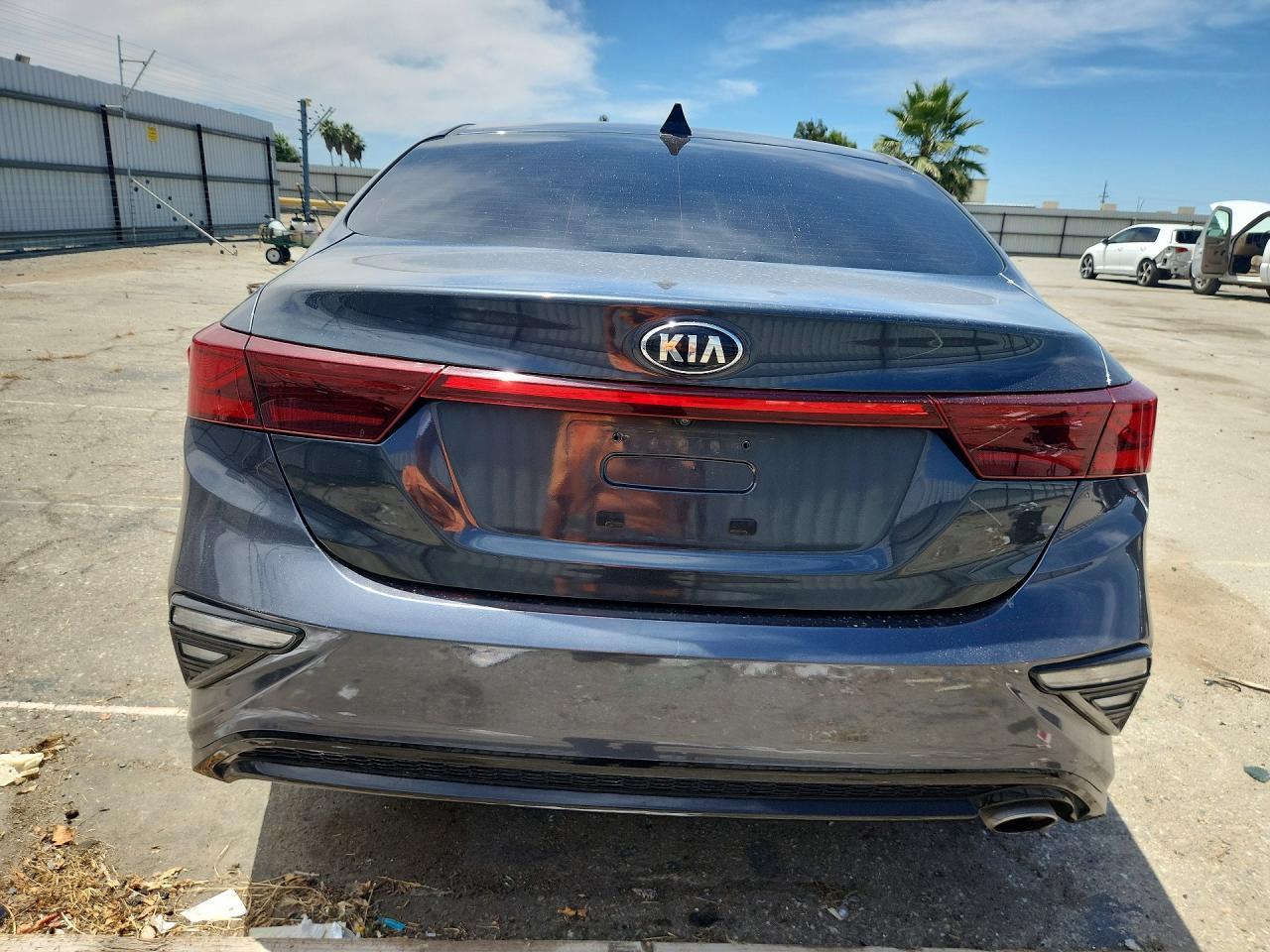 2021 Kia Forte Lxs - Image 6