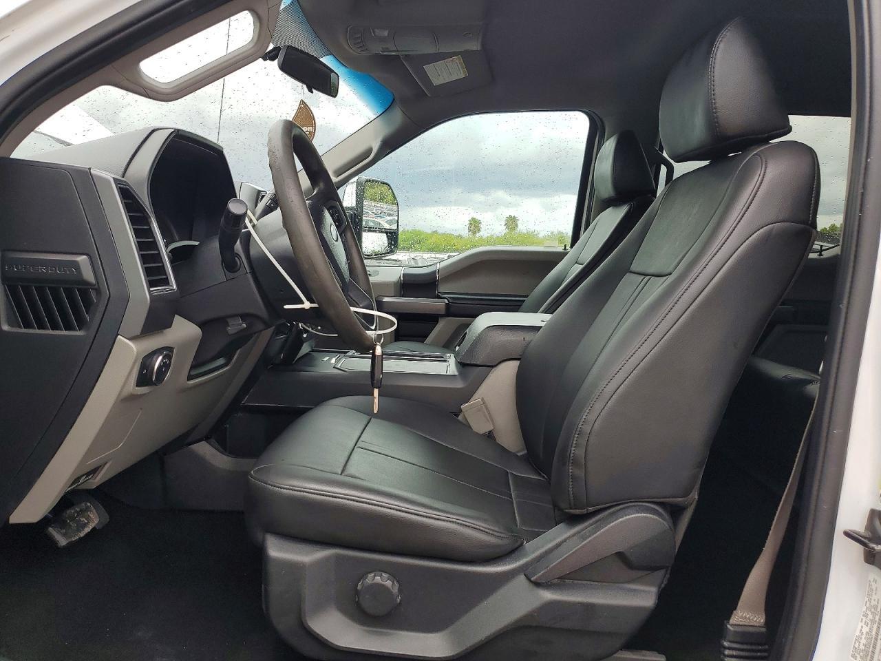 2019 Ford F250 Super Duty - Фото 7