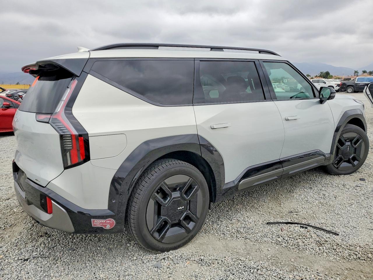 2024 Kia Ev9 Gt Line - Фото 3