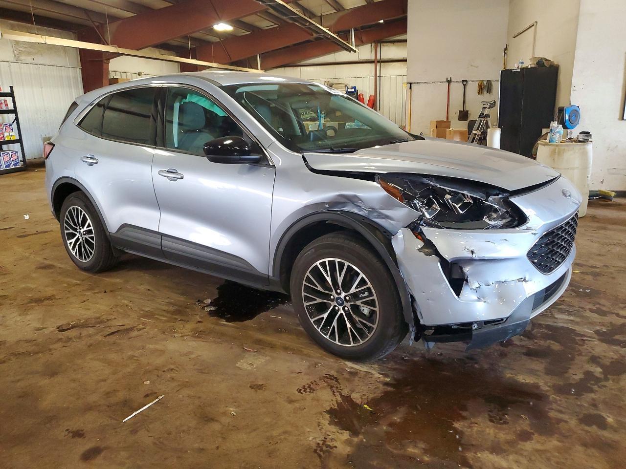 2022 Ford Escape Se - Фото 4