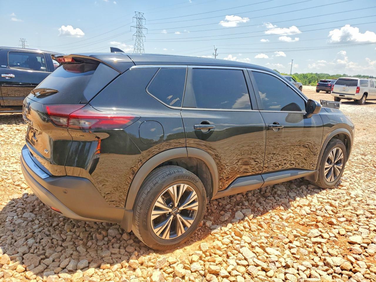 2023 Nissan Rogue Sv - Image 3