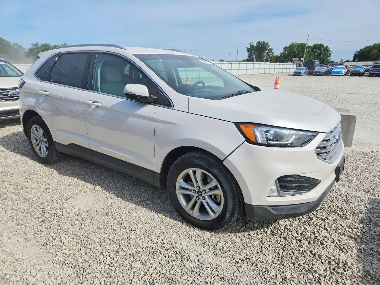 2019 Ford Edge Sel - Фото 4