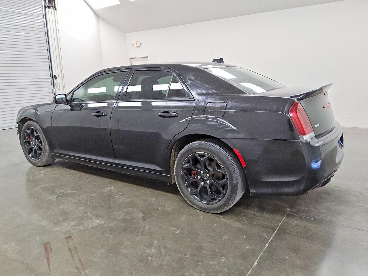 2018 Chrysler 300 S - Image 2