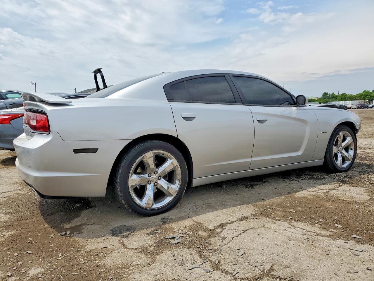 2012 Dodge Charger R - Image 3