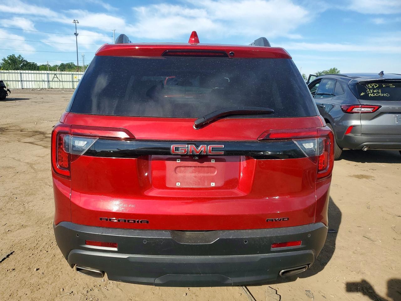 2023 GMC Acadia Slt - Image 6