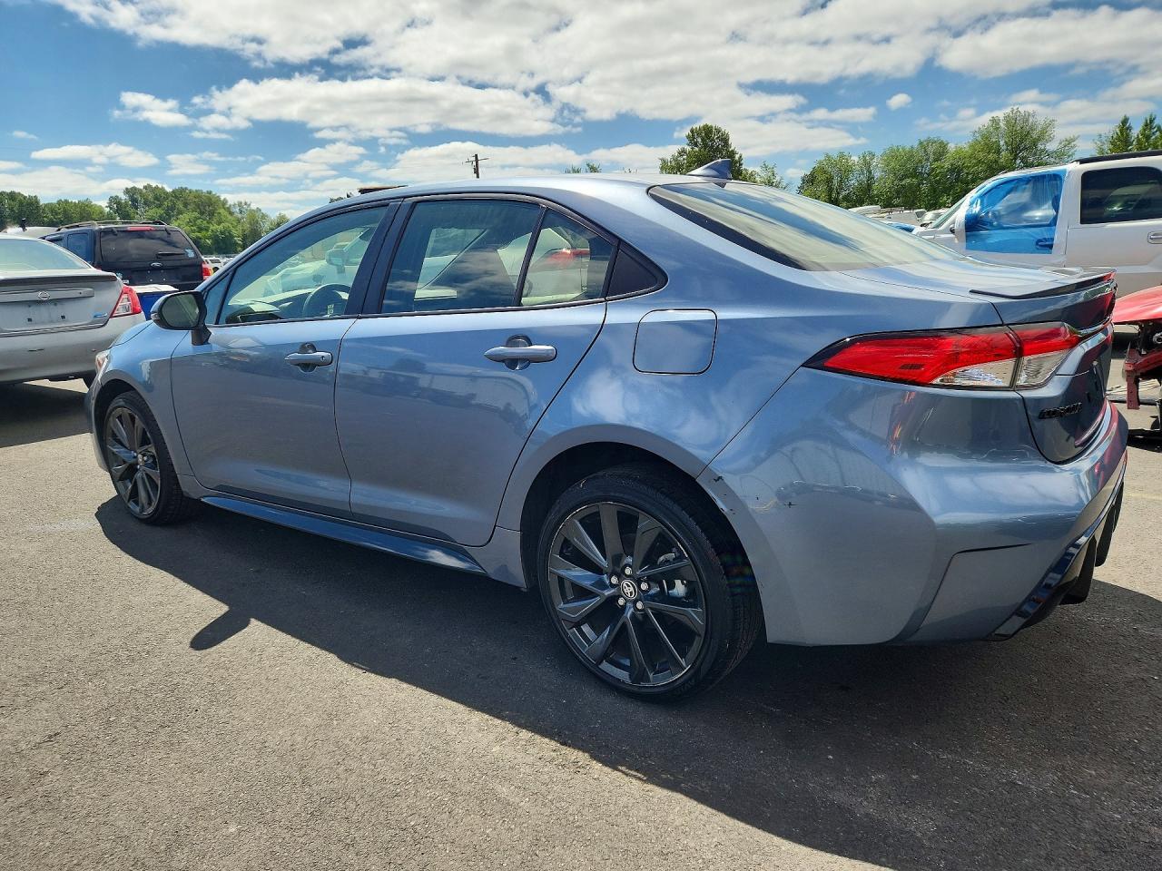 2023 Toyota Corolla Se - Фото 2