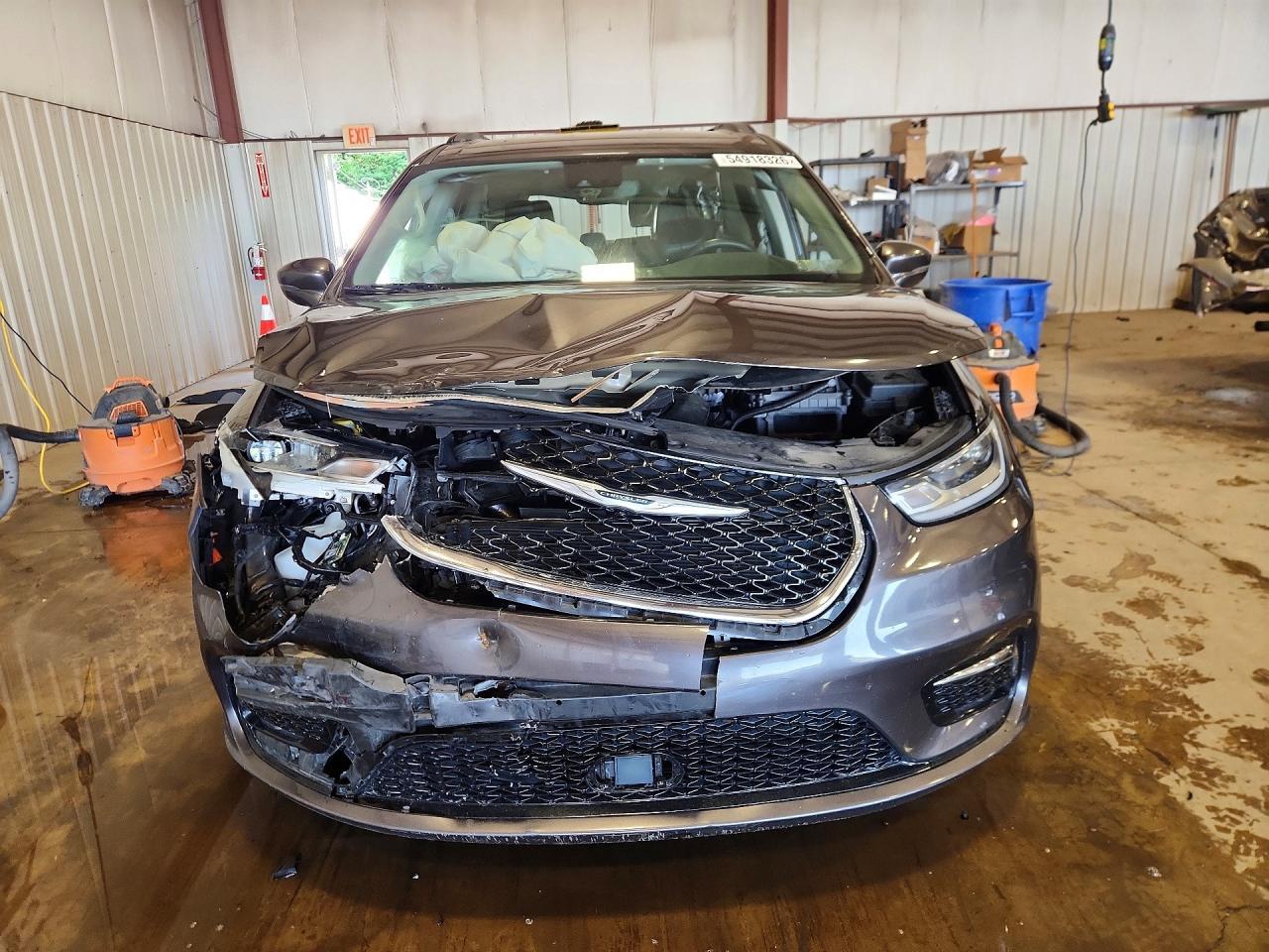 2022 Chrysler Pacifica Touring L - Фото 5