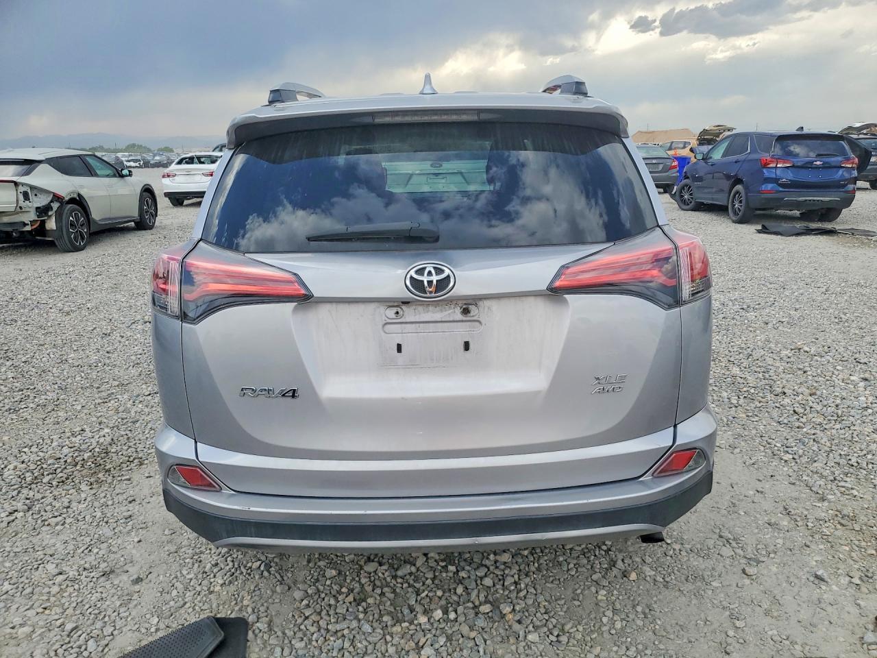 2017 Toyota Rav4 Xle - Фото 6