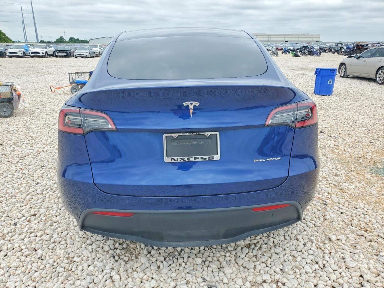2023 Tesla Model Y - Image 6