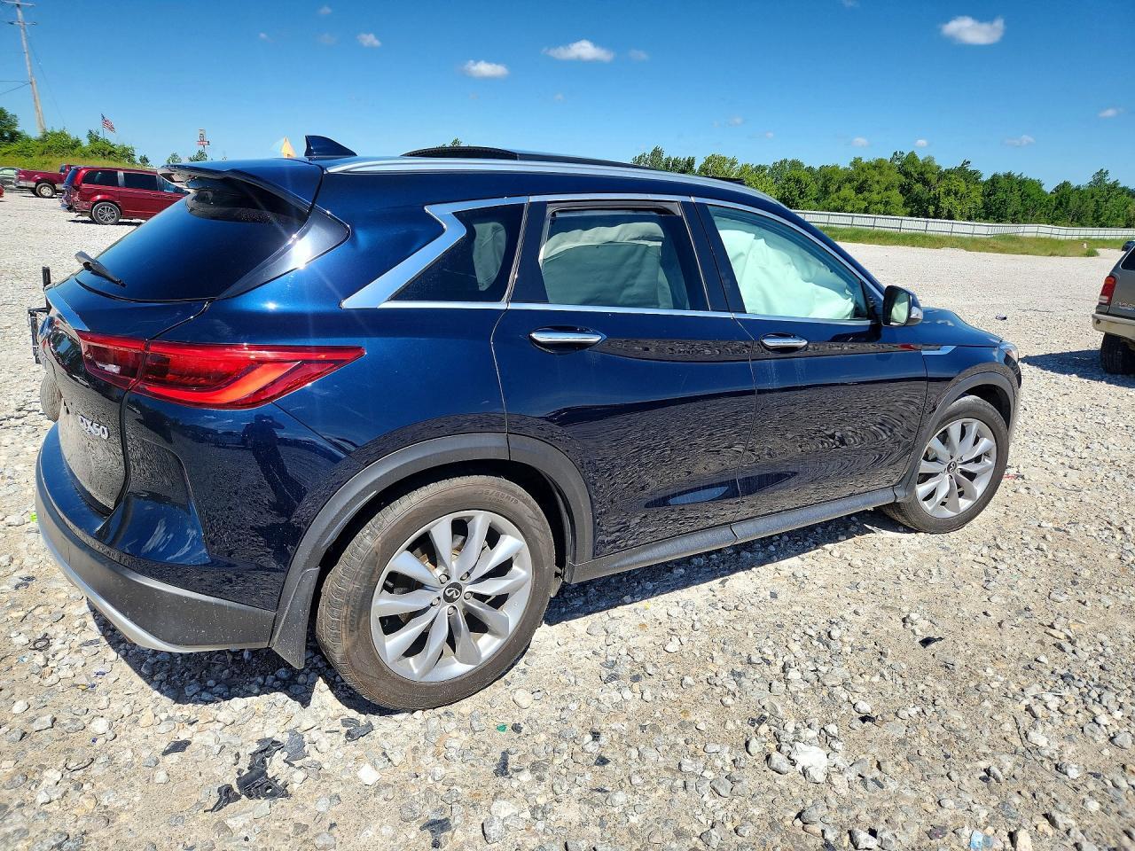 2021 Infiniti Qx50 Luxe - Image 3
