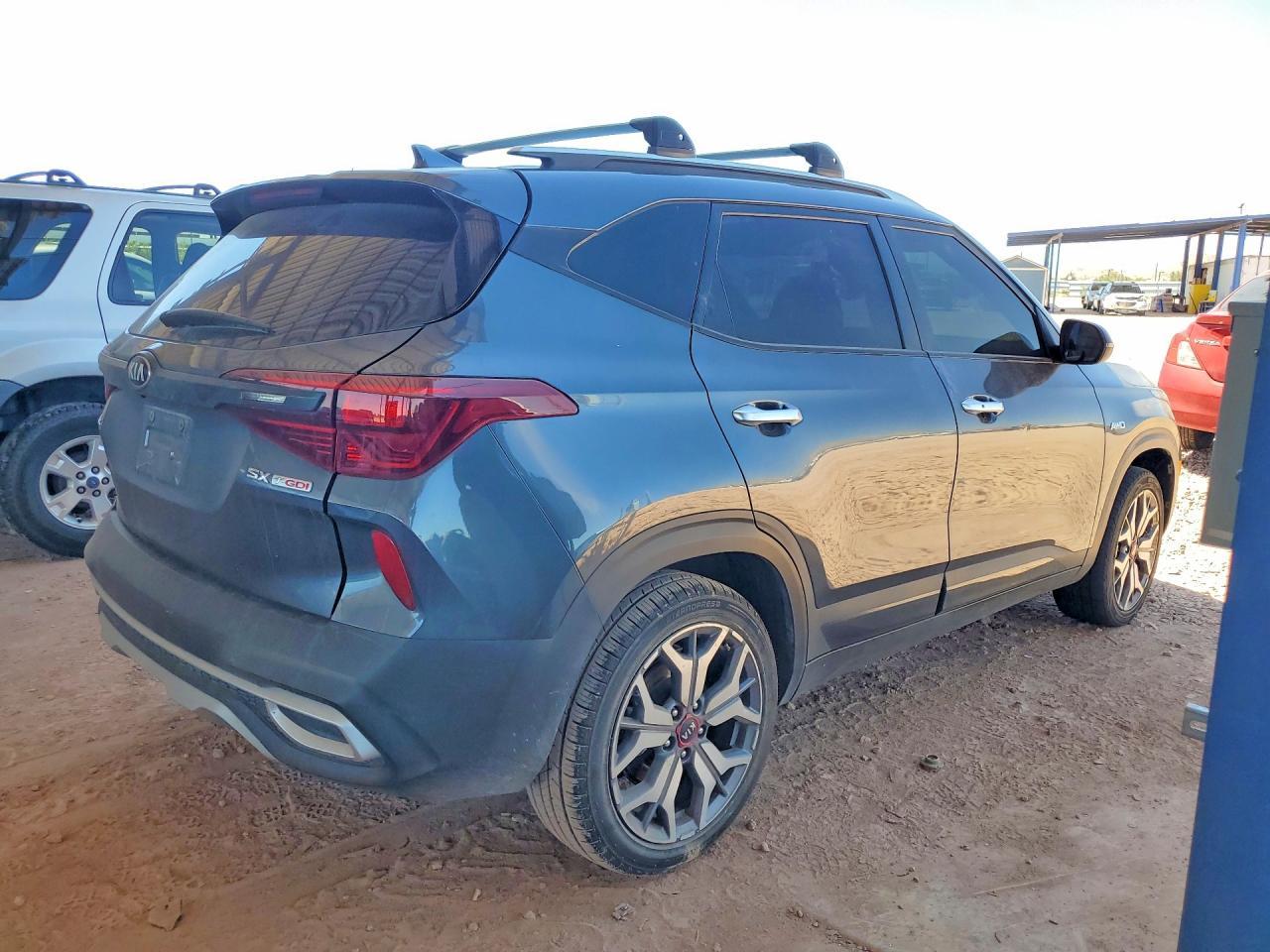 2021 Kia Seltos Sx - Фото 3