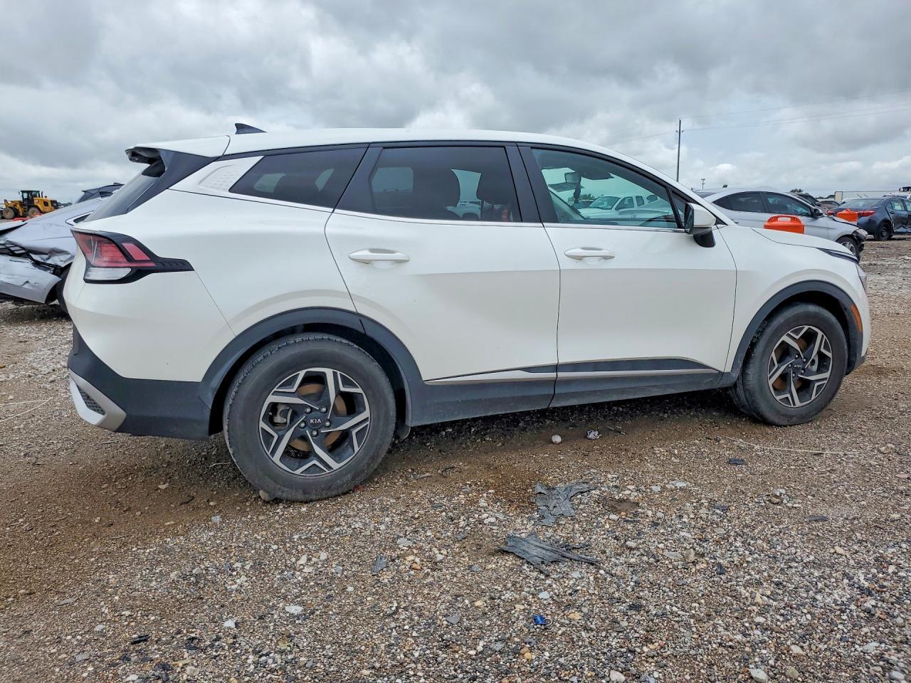 2023 Kia Sportage Lx - Фото 3