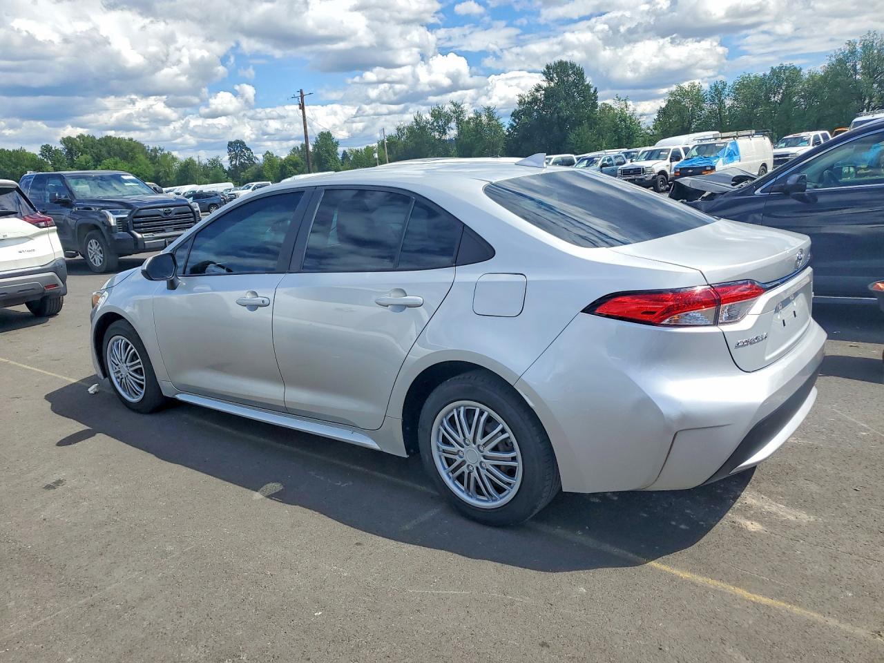 2023 Toyota Corolla Le - Image 2