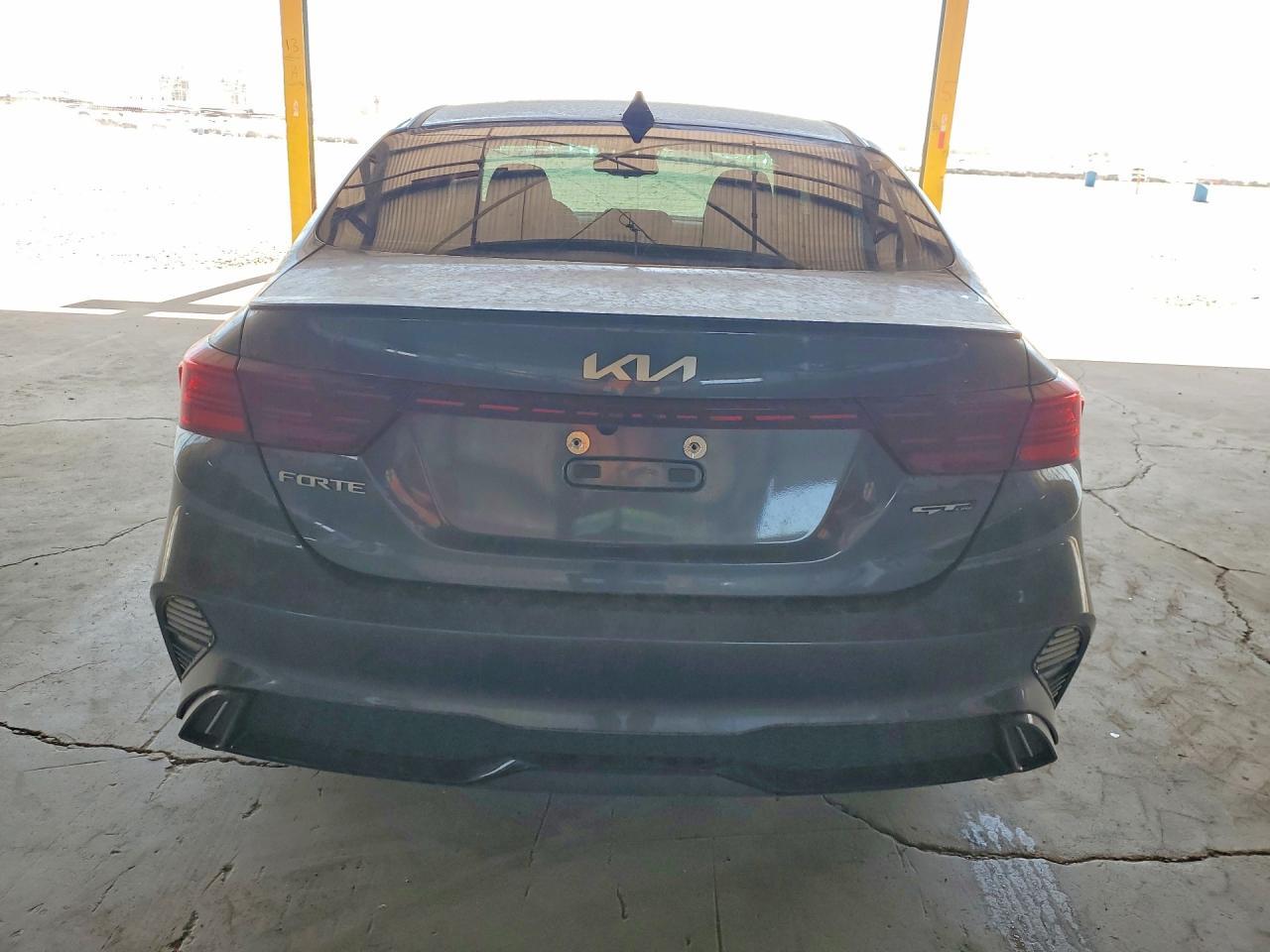 2023 Kia Forte - Фото 6