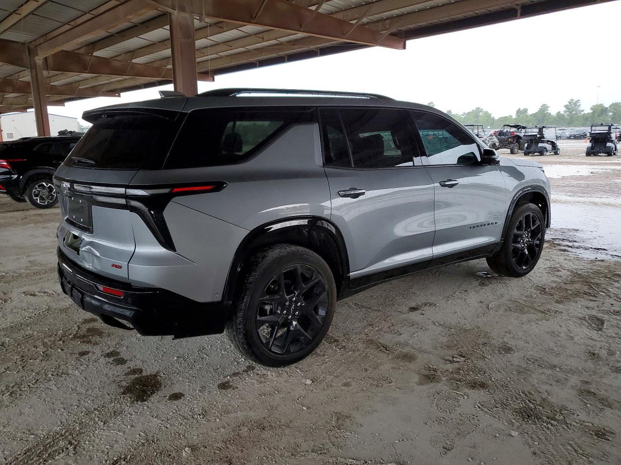 2026 Chevrolet Traverse Rs - Фото 3