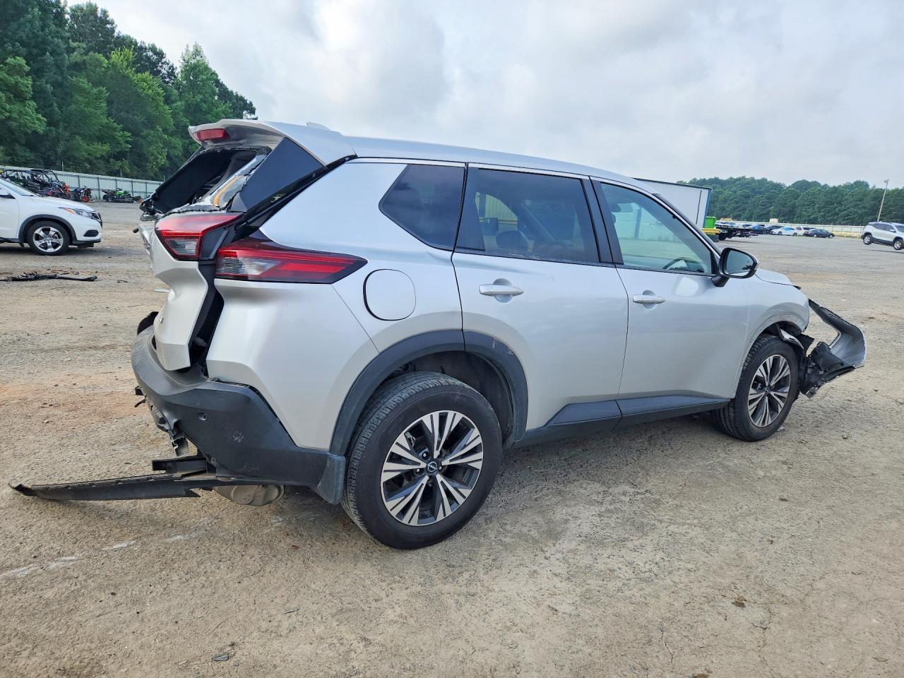 2023 Nissan Rogue Platinum - Фото 3