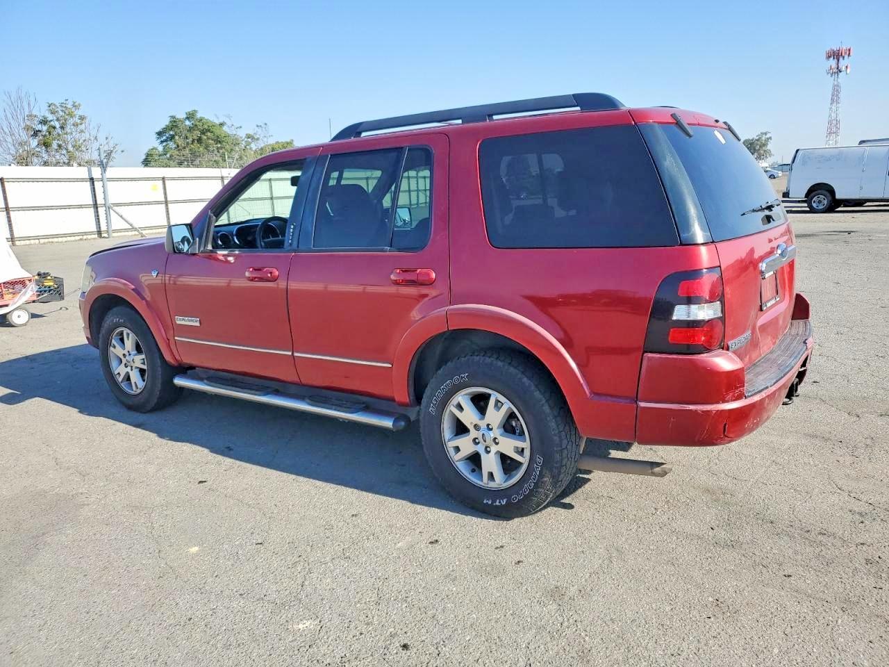2008 Ford Explorer - Фото 2