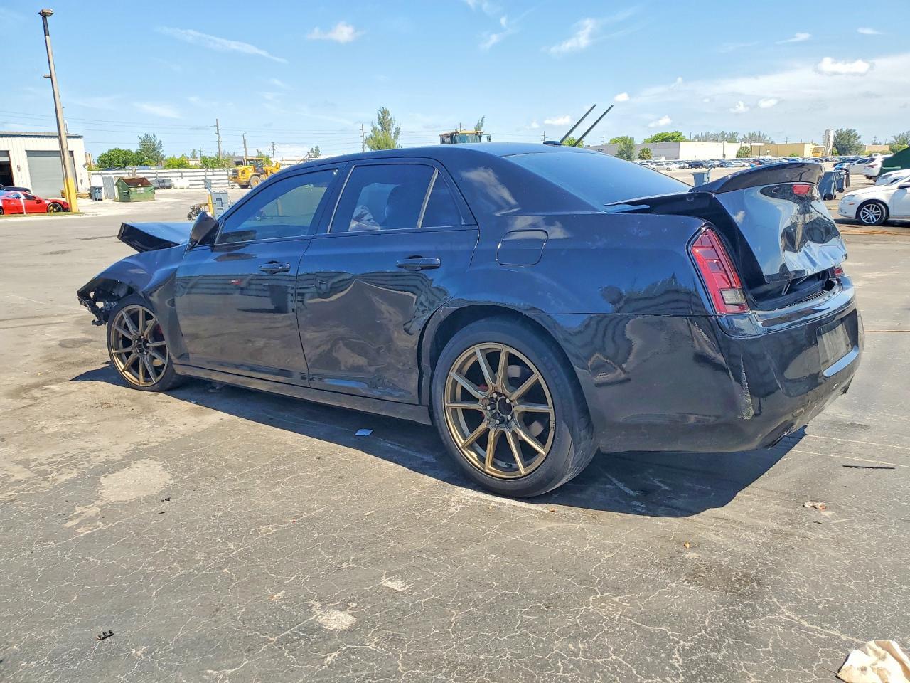 2014 Chrysler 300 - Image 2